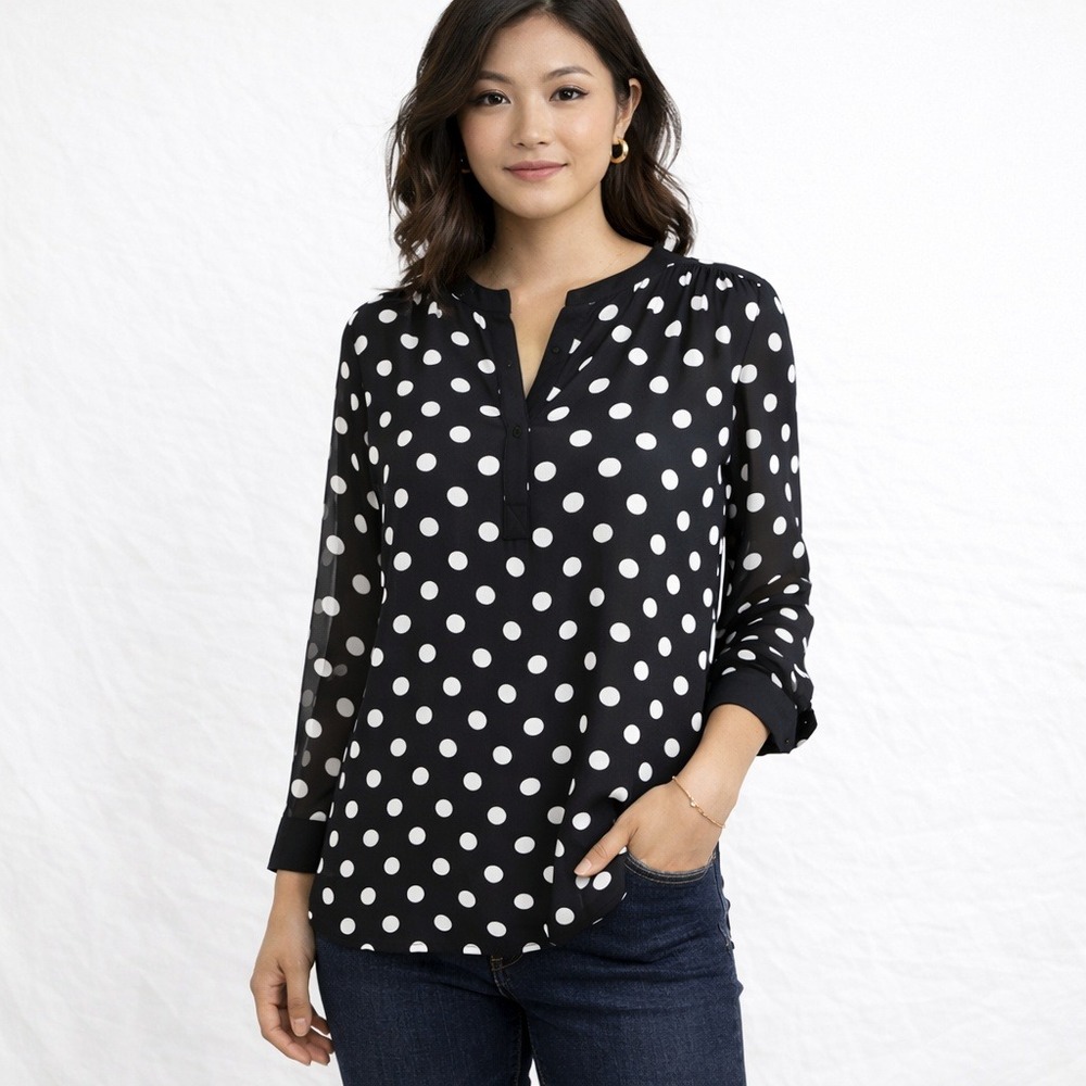 CHAUS NEW YORK Size Small B&W‎ Polka Dot Print Sheer Chiffon Droptail Blouse